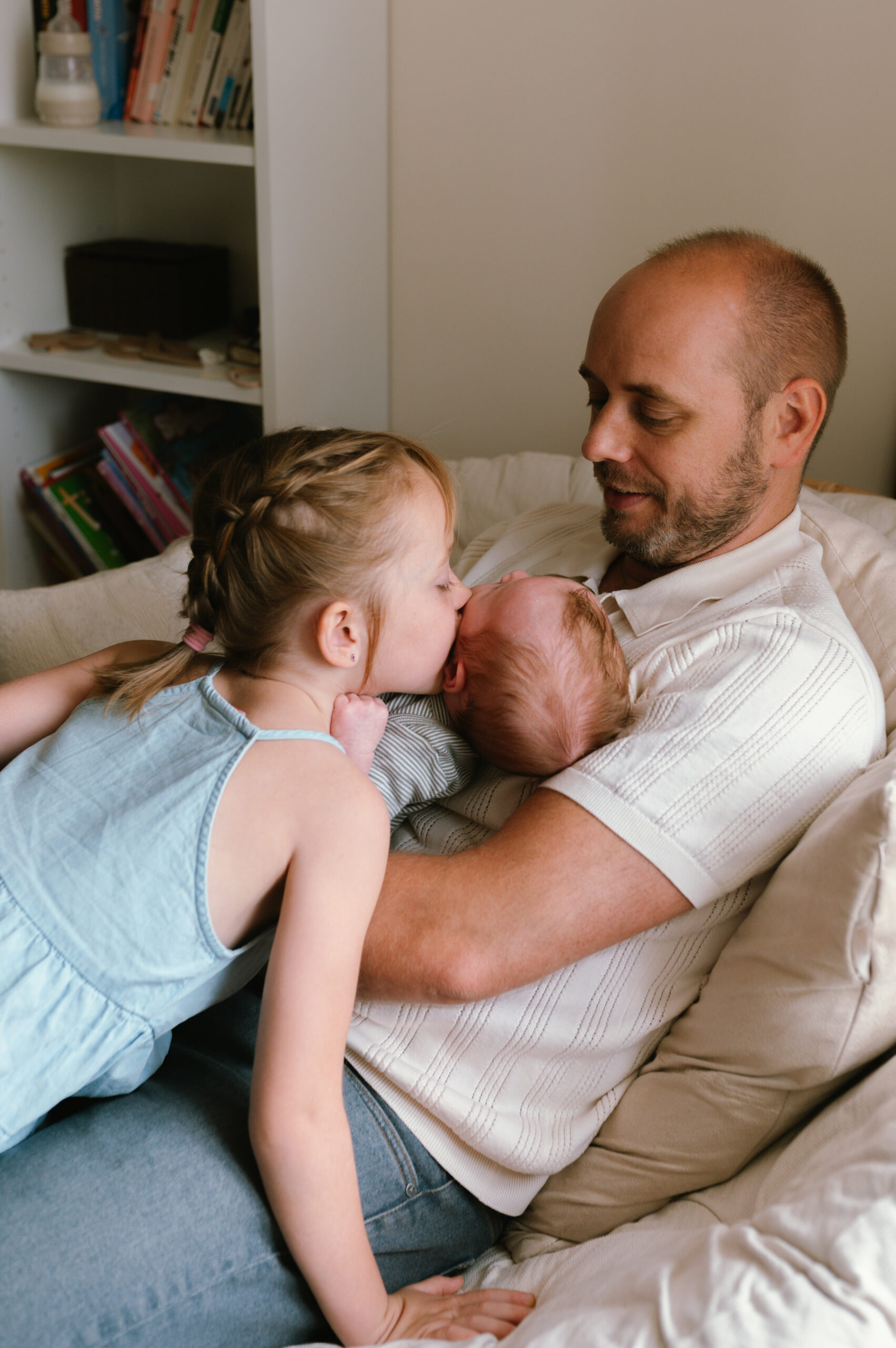 Séance nouveau-né en famille Isère